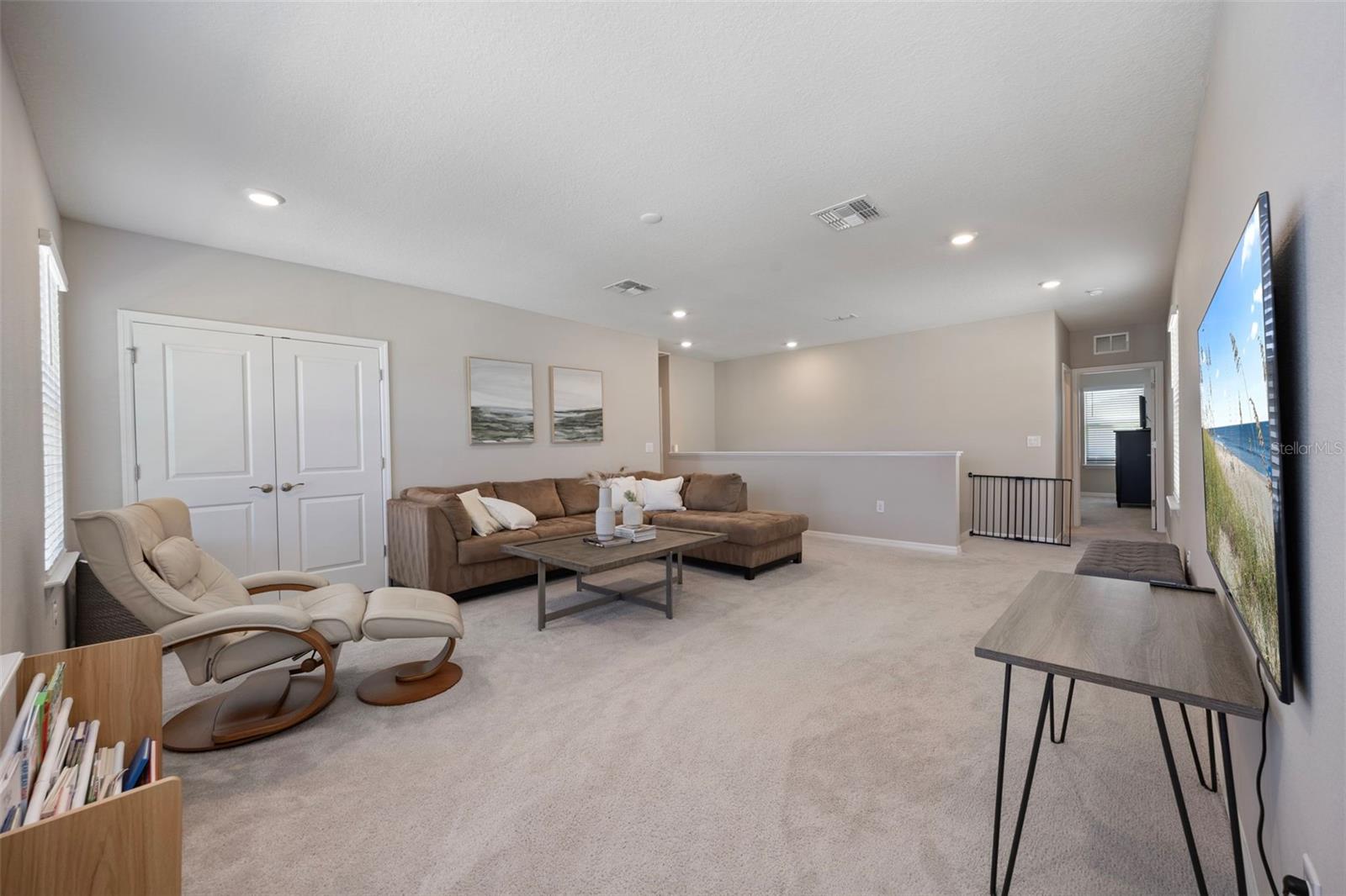 10906 KIDRON VALLEY LN