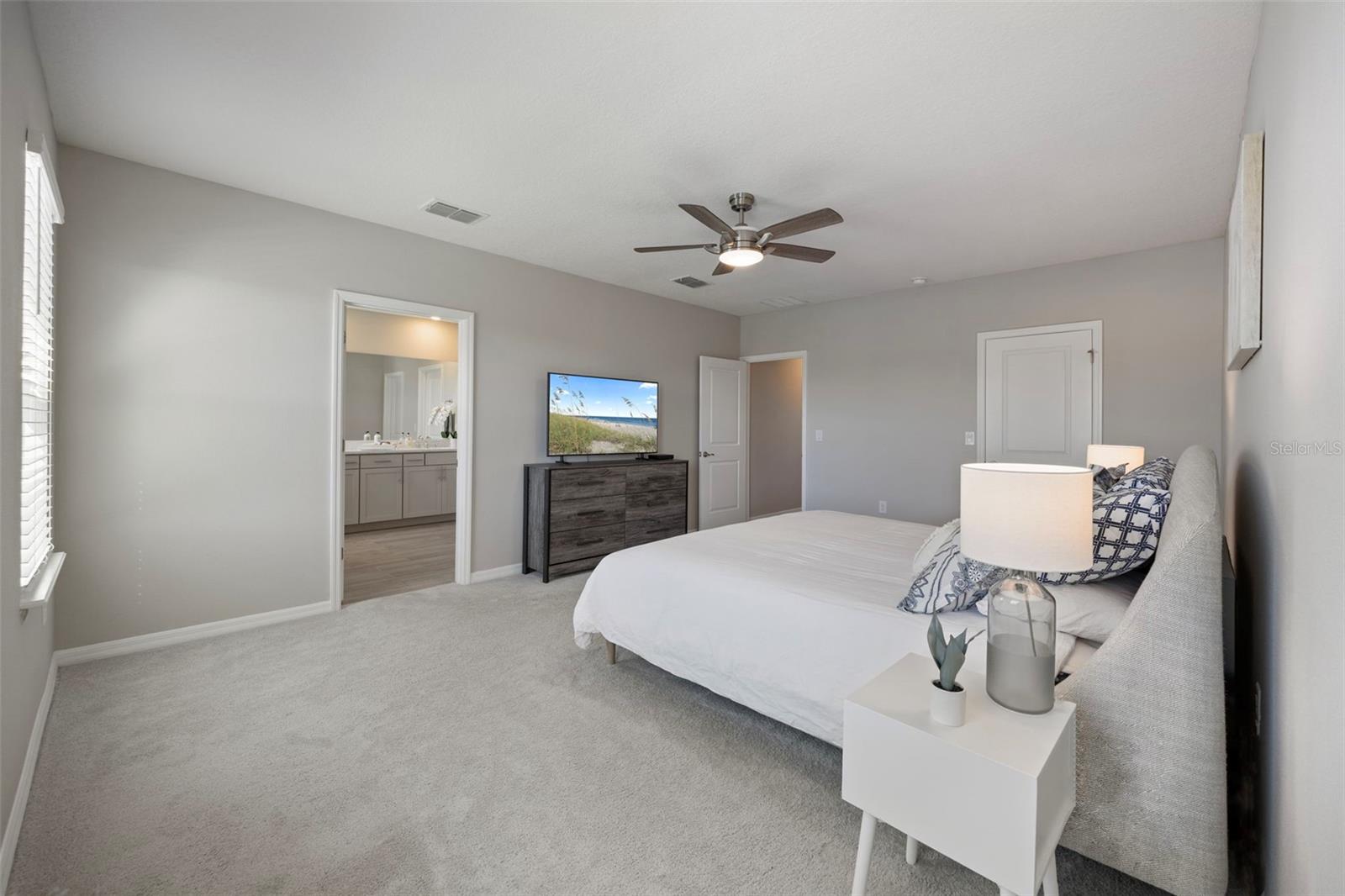 10906 KIDRON VALLEY LN