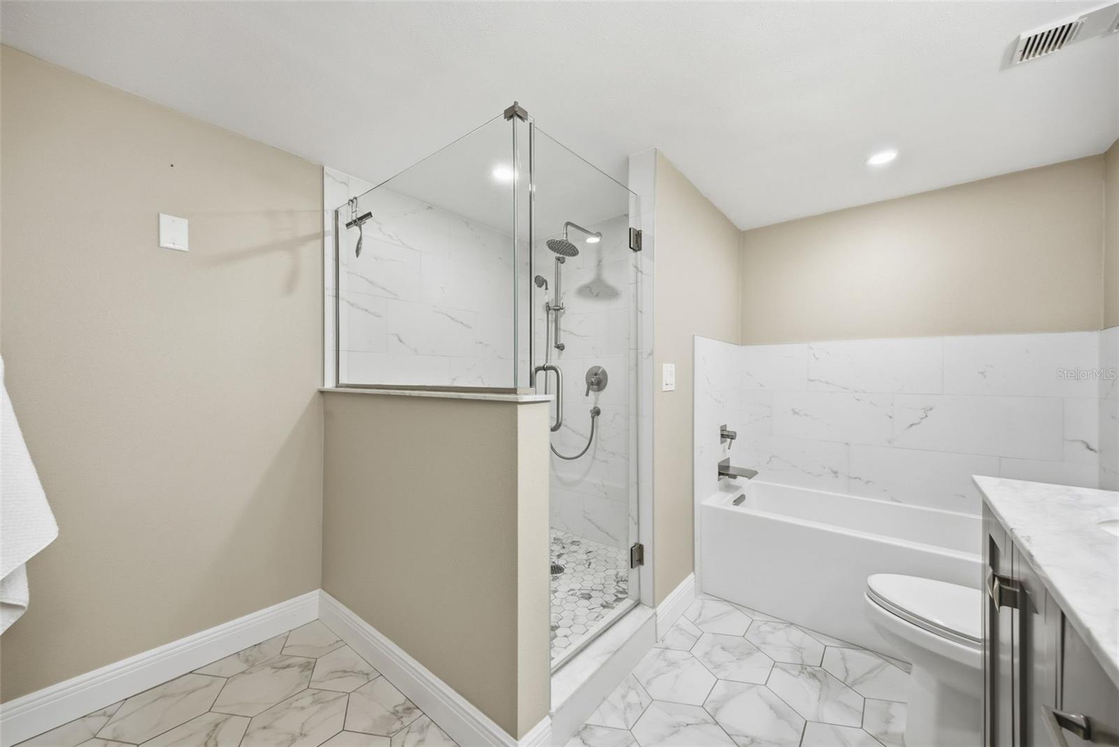 2497 HERON TER #C106