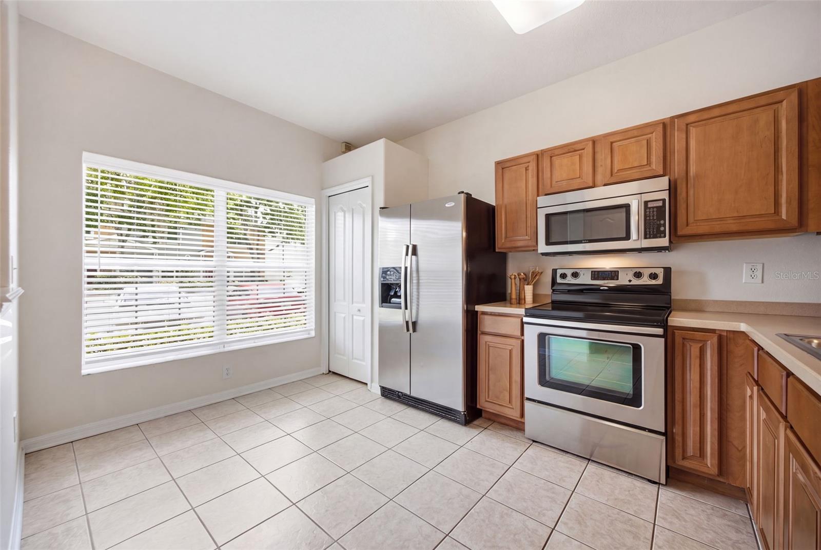3553 HIGH HAMPTON CIR