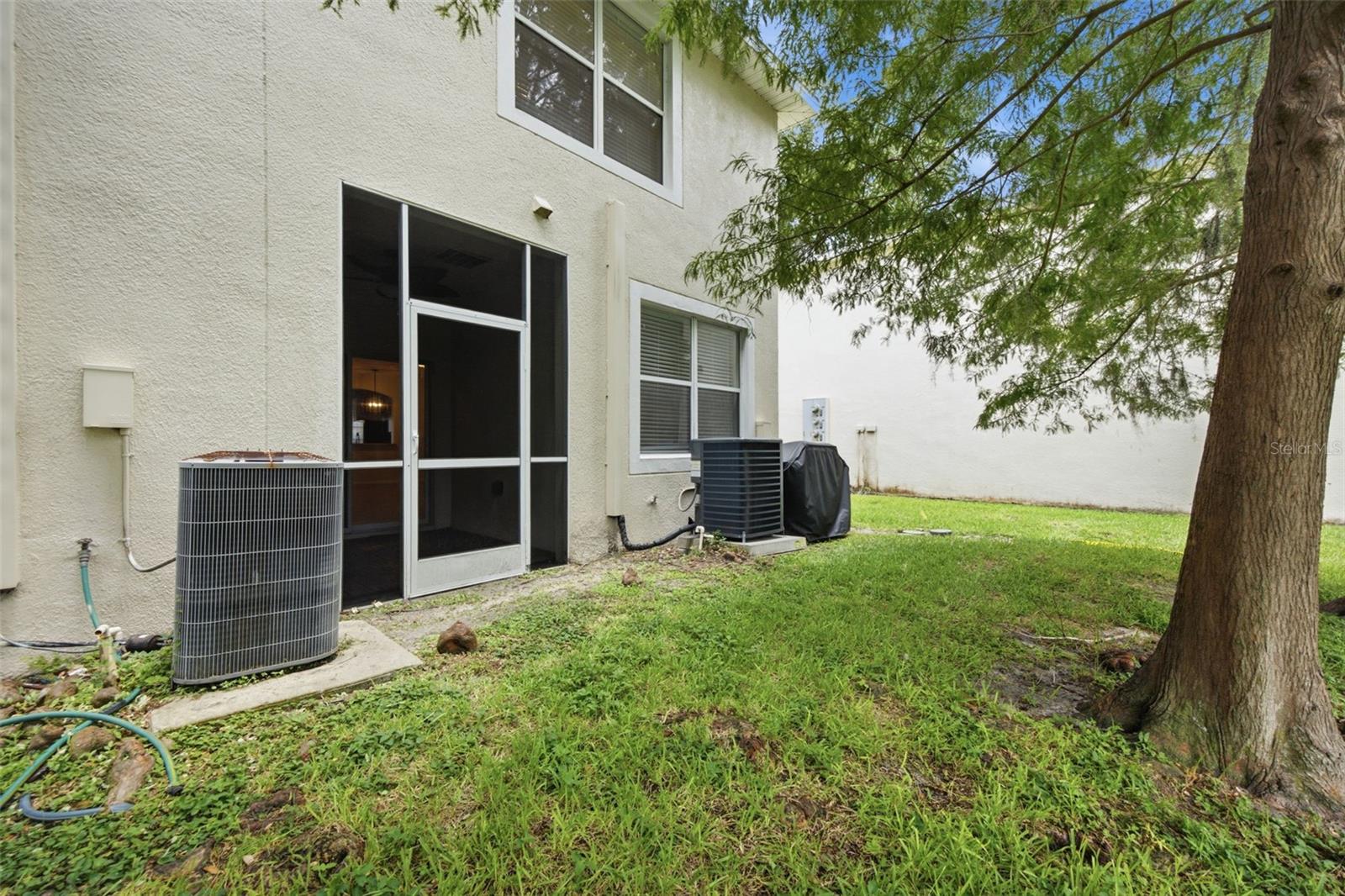 3553 HIGH HAMPTON CIR