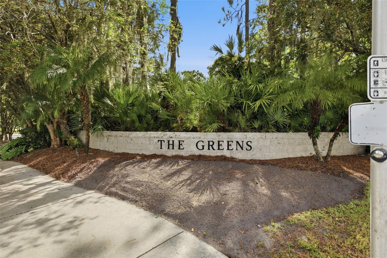 10438 GREEN LINKS DR