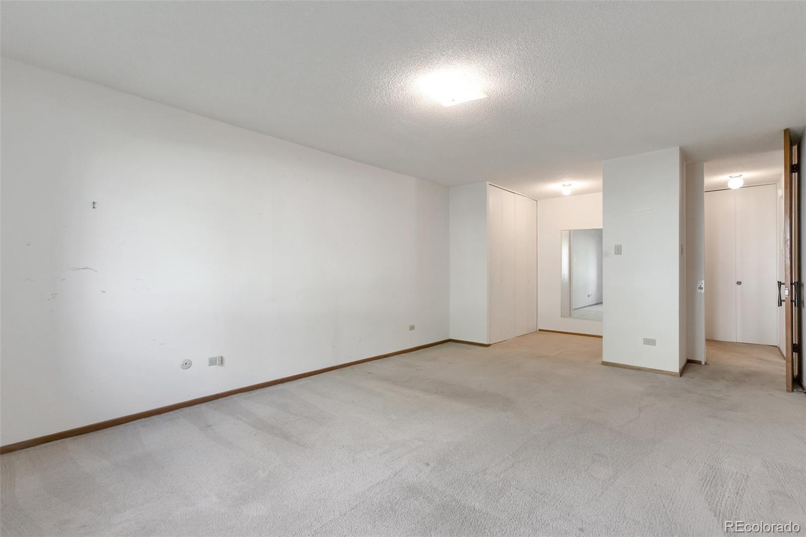 710 S Clinton Street Unit: 10A