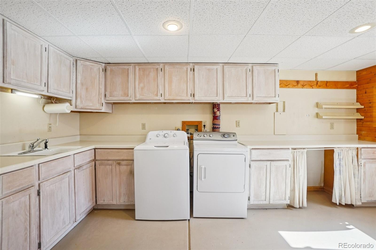 9025 W Arizona Drive