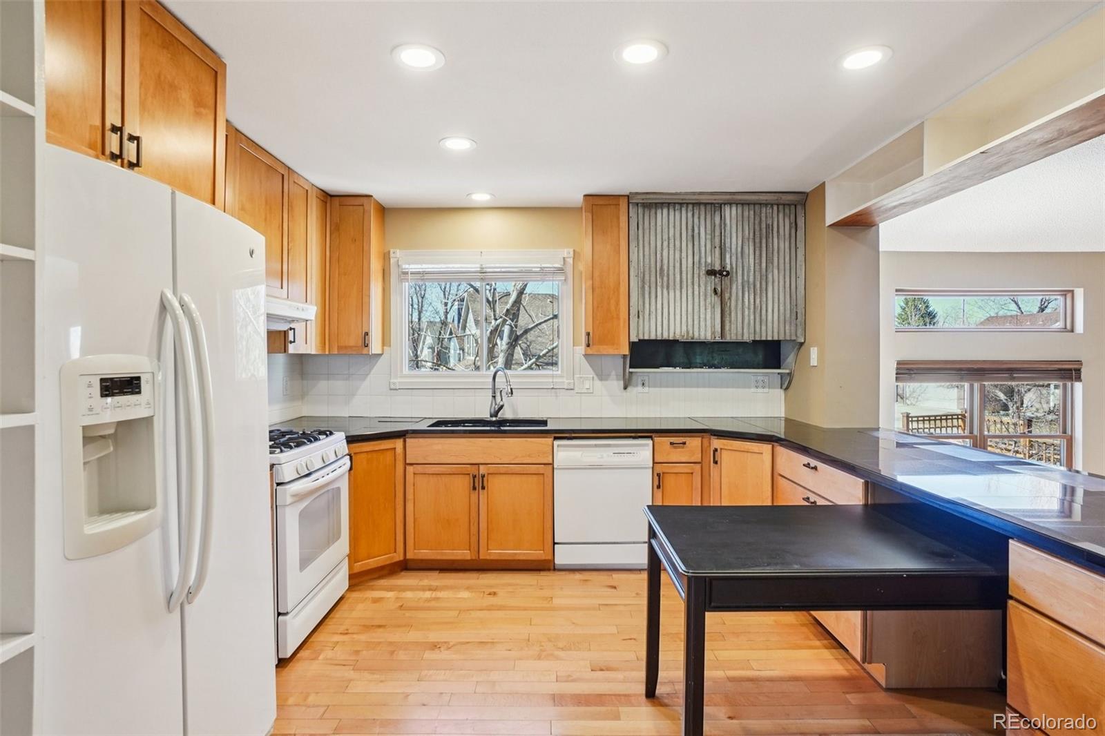 9025 W Arizona Drive