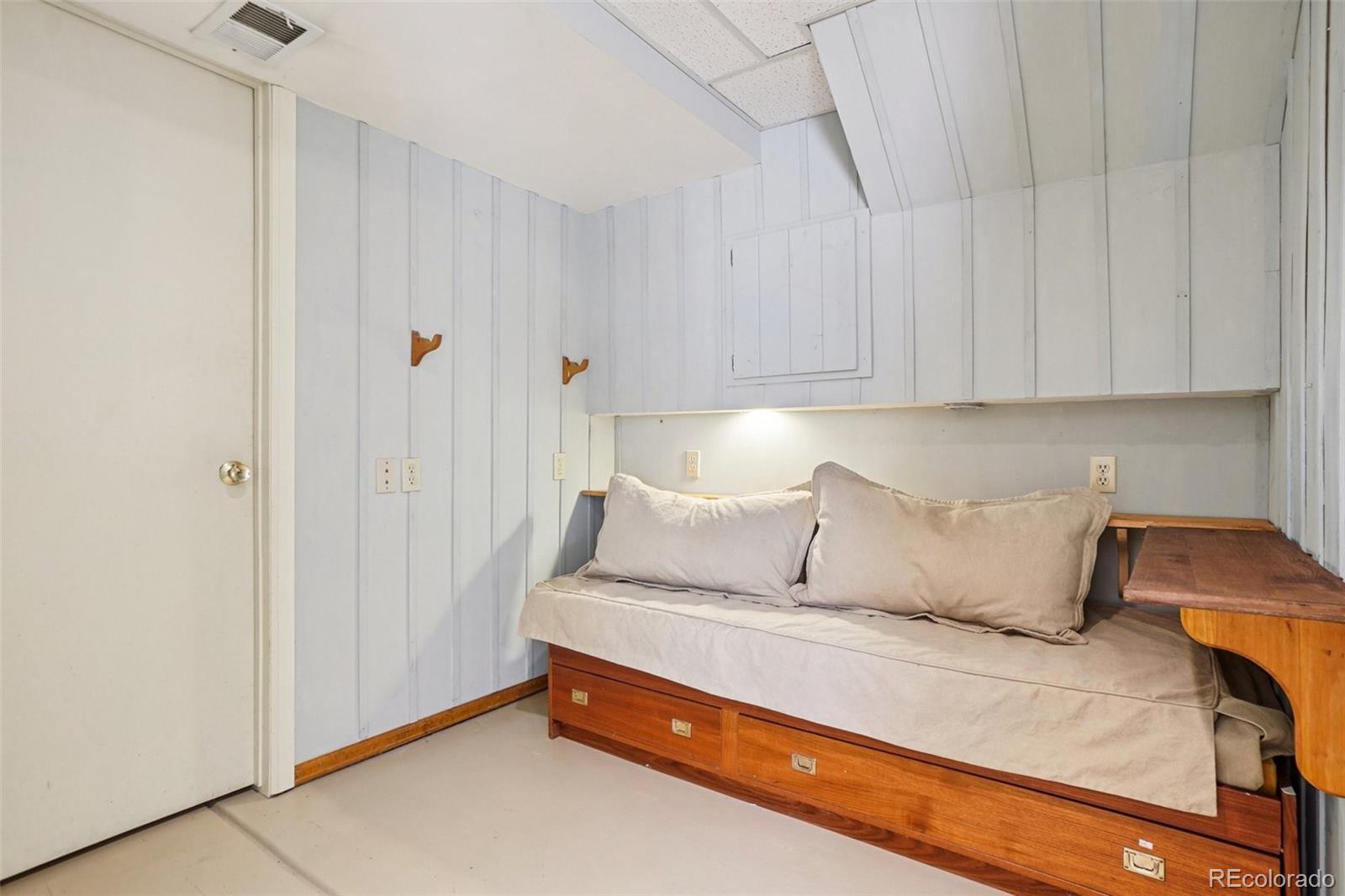 9025 W Arizona Drive