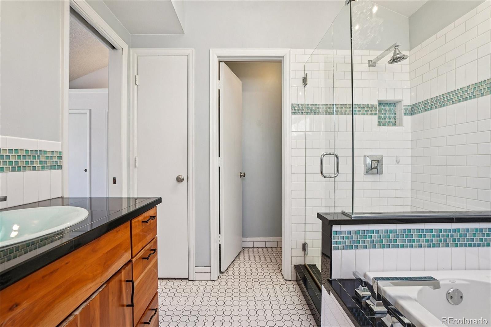 9025 W Arizona Drive