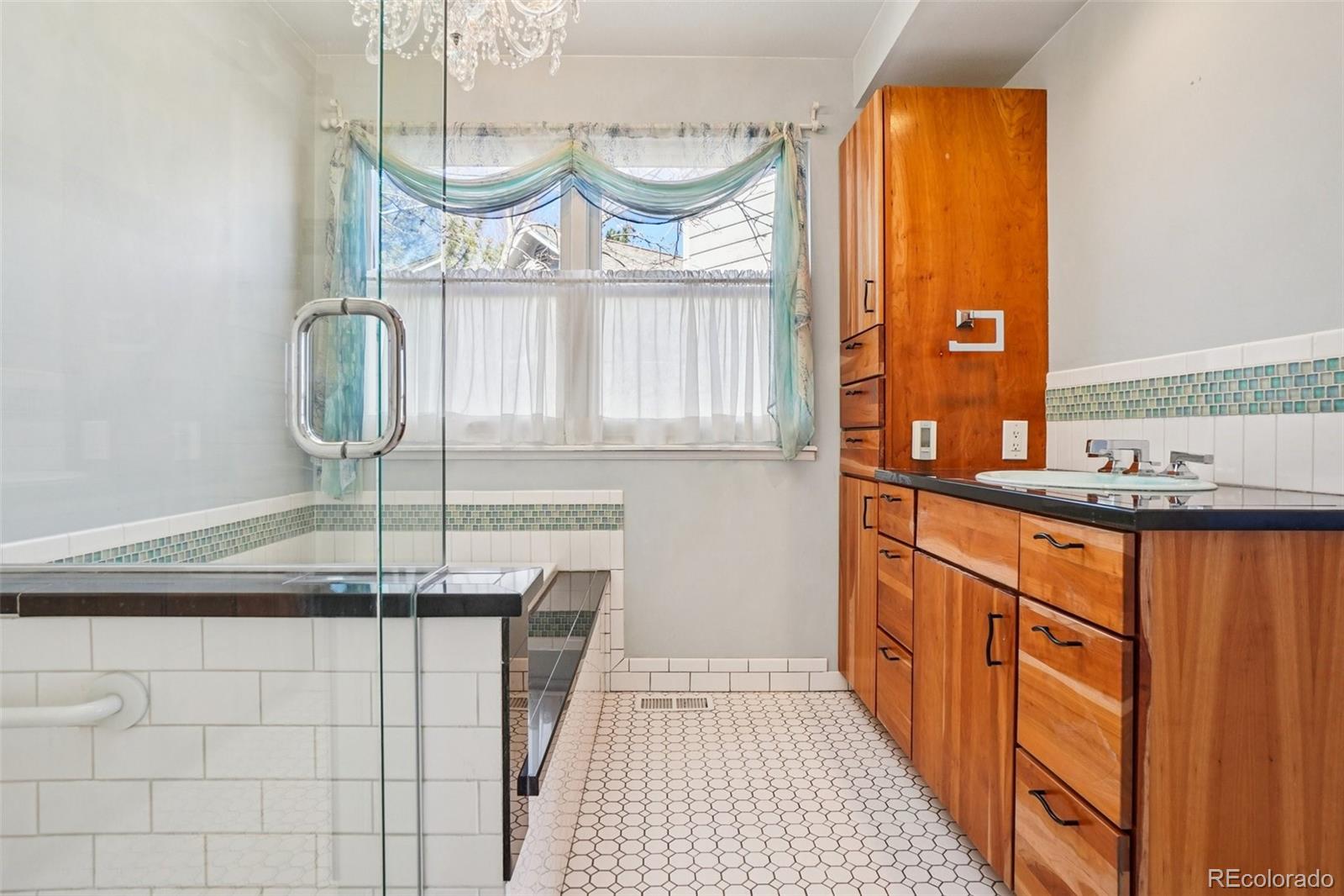 9025 W Arizona Drive