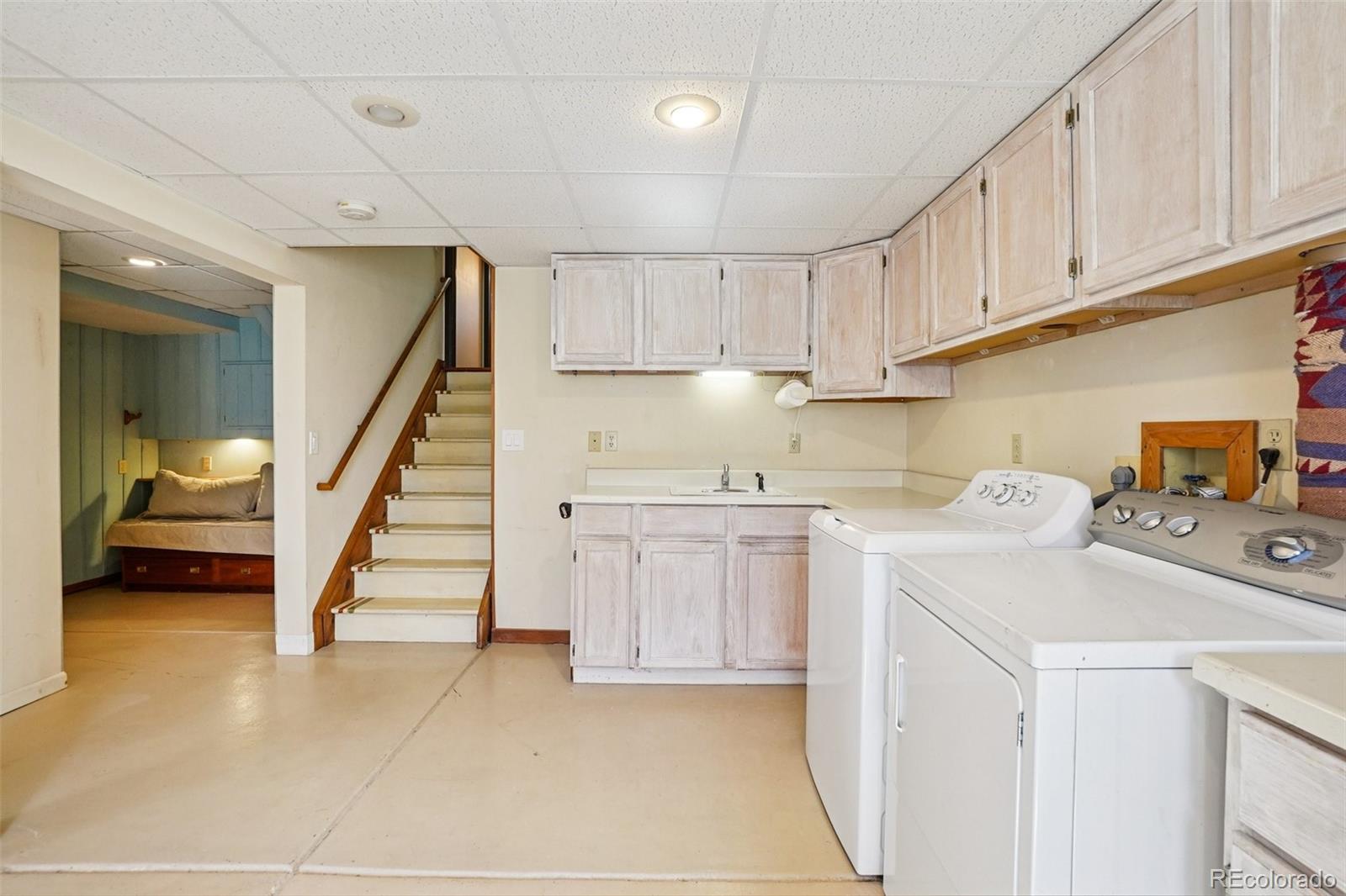 9025 W Arizona Drive