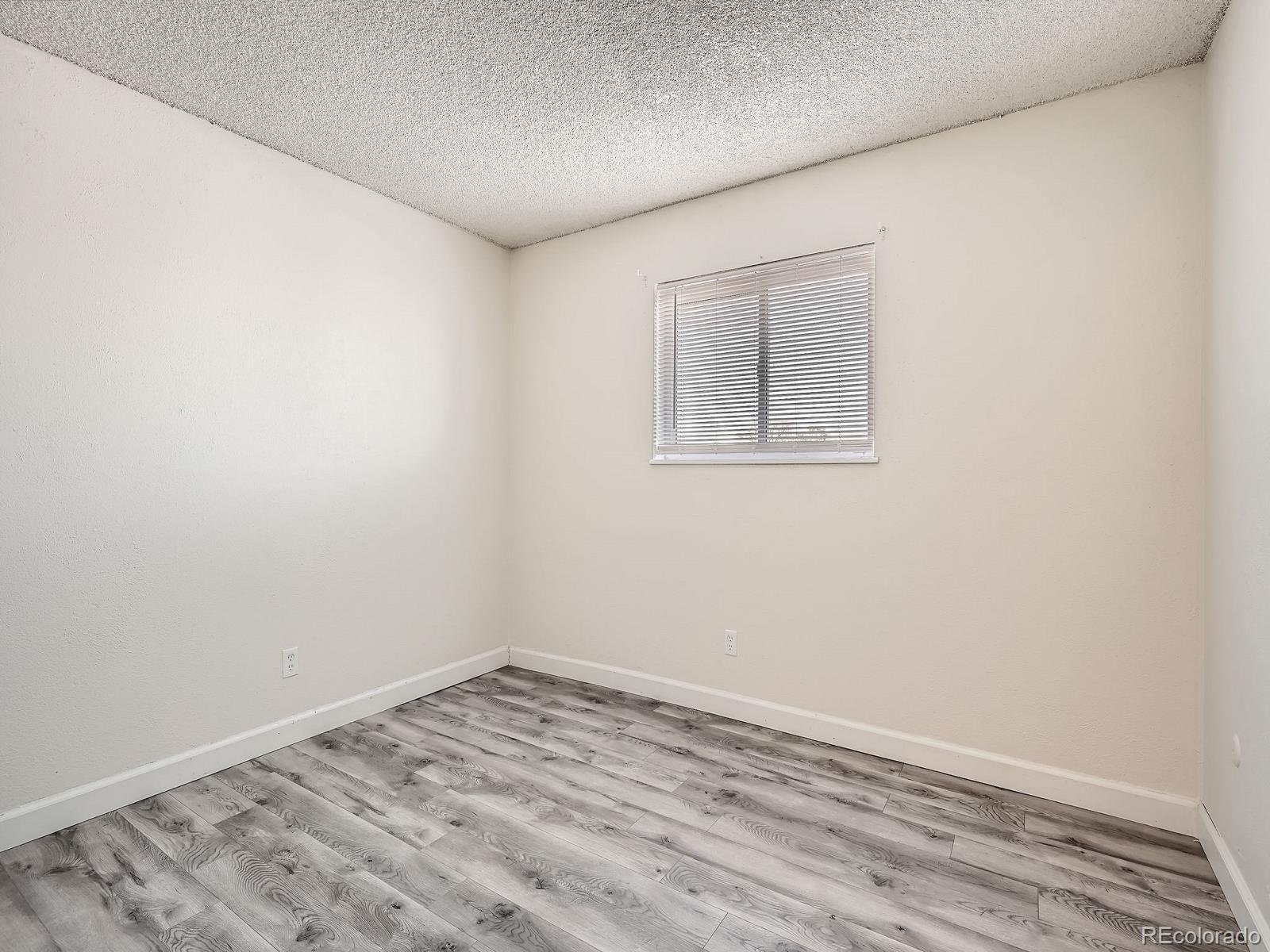 10211 Ura Lane Unit: 7-107