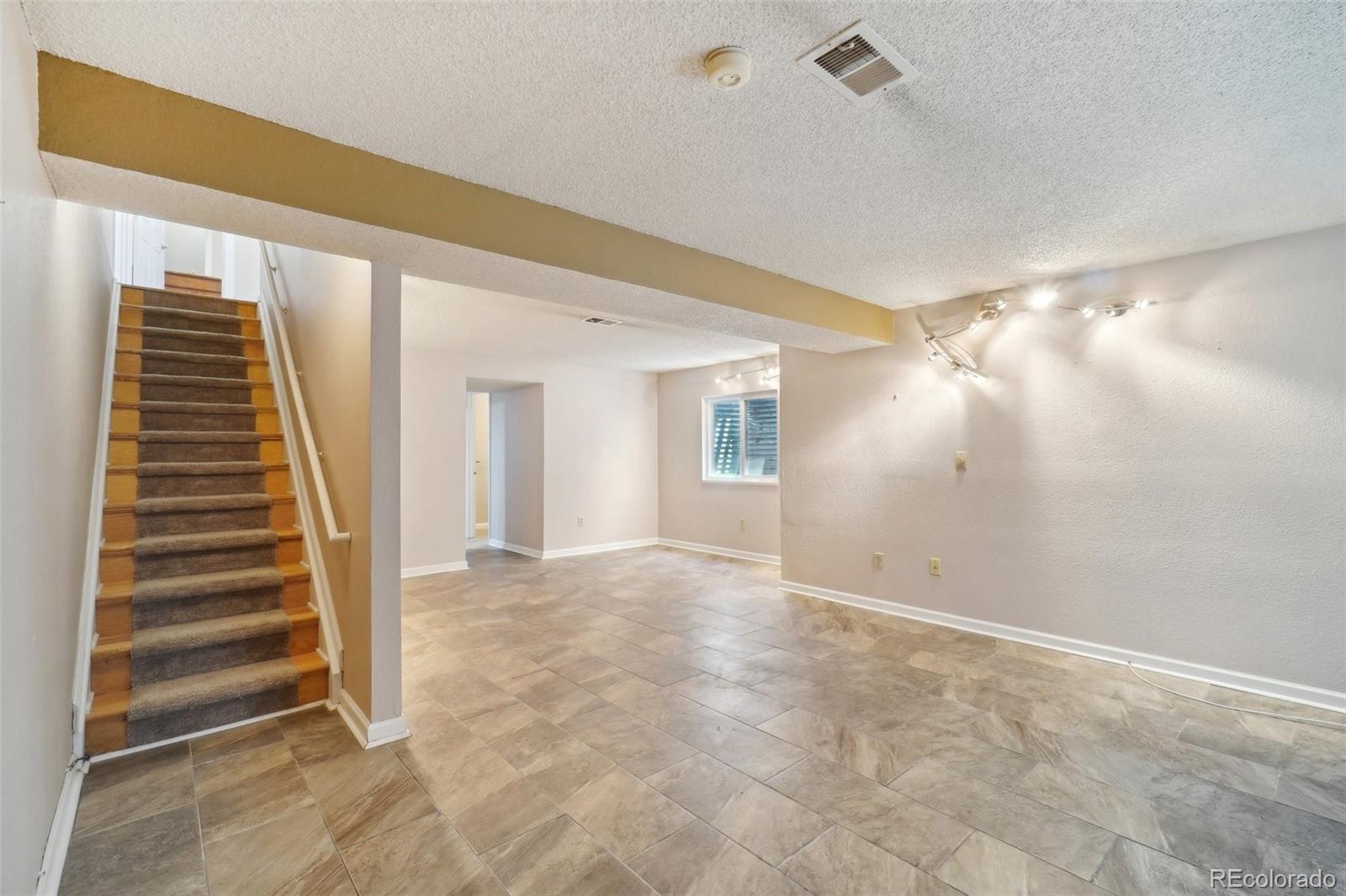 9020 W Arizona Drive