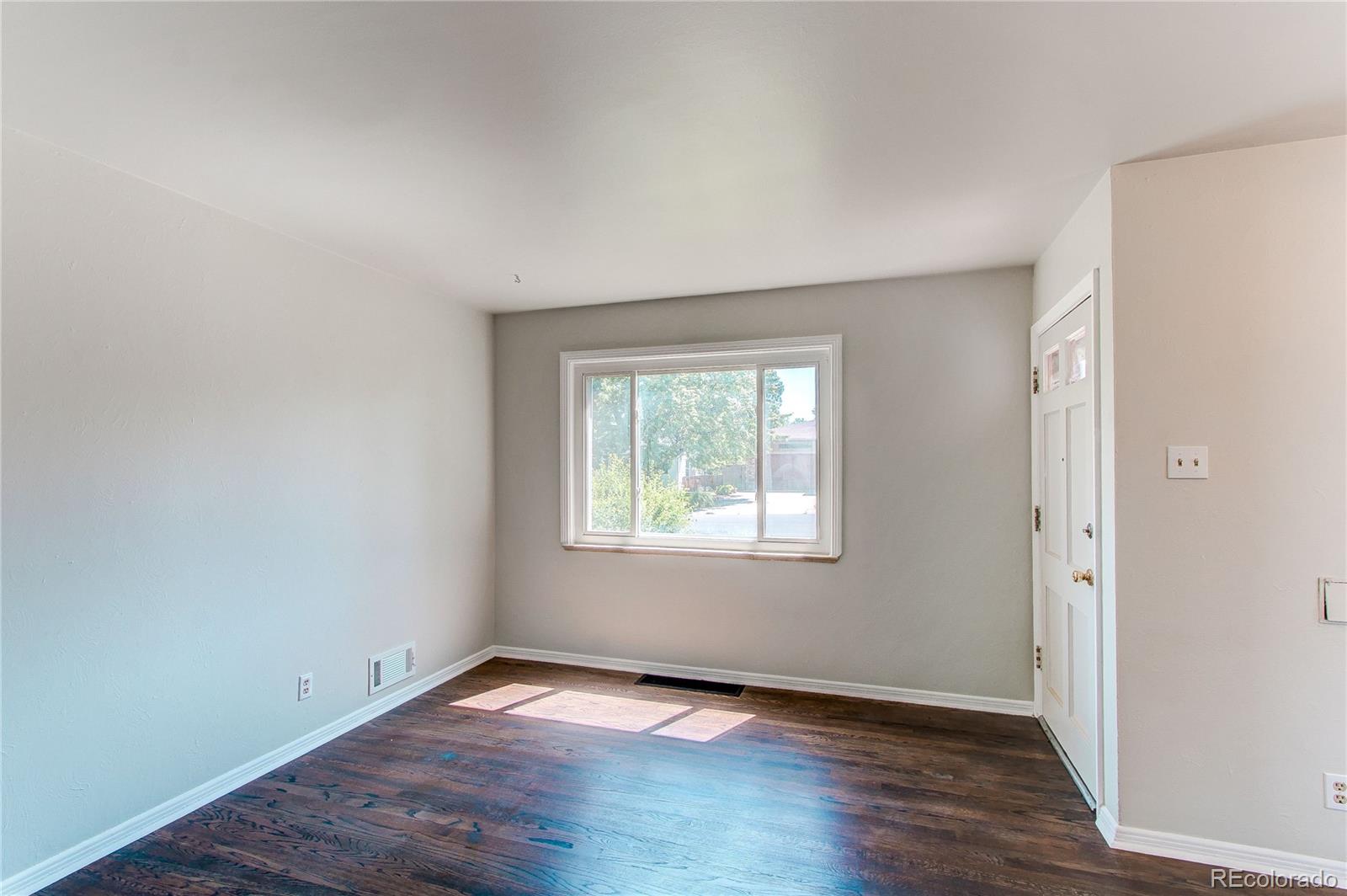 3311 S Eudora Street