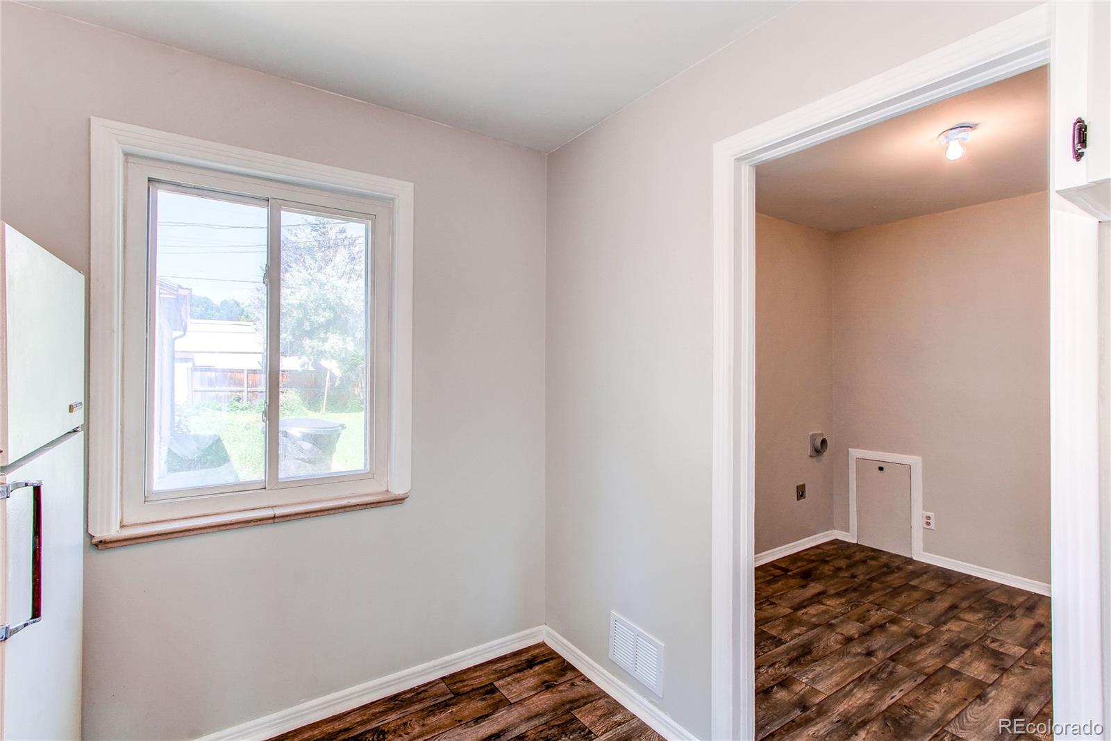 3311 S Eudora Street