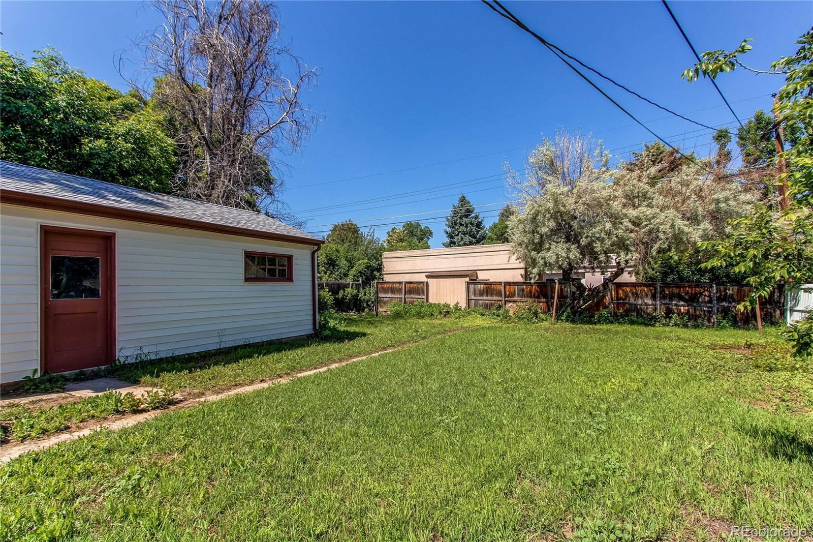 3311 S Eudora Street