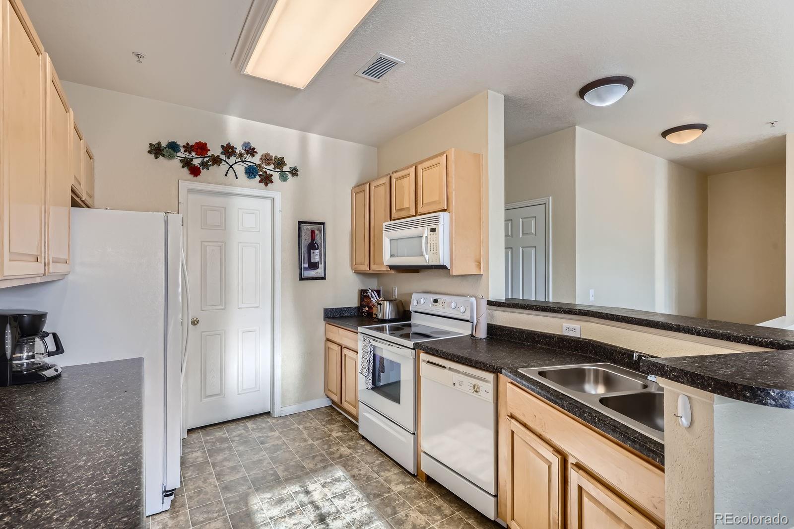 9591 Pearl Circle Unit: 201
