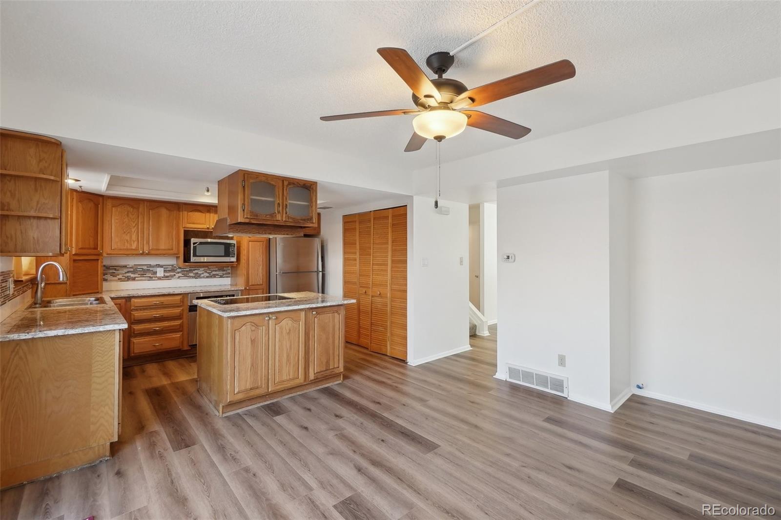 12531 W Alameda Drive