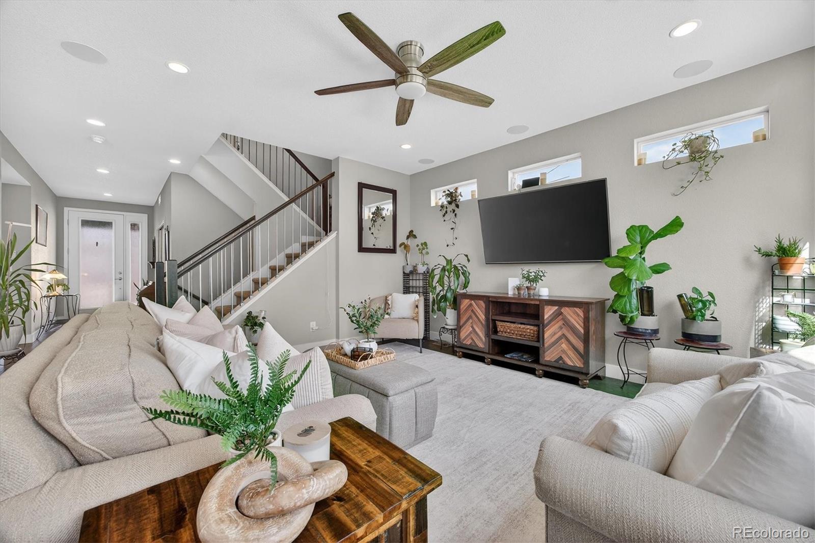 6760 Mariposa Court