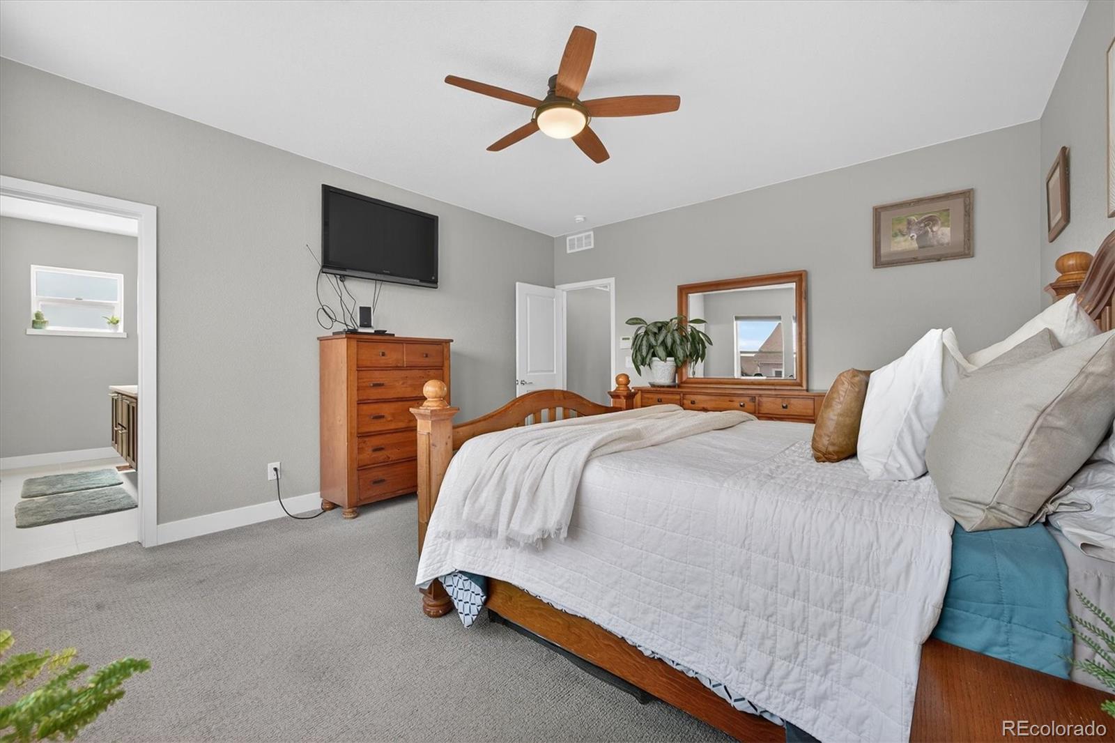 6760 Mariposa Court