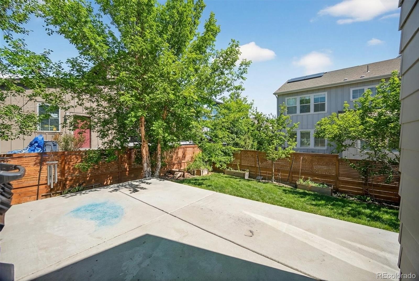 6760 Mariposa Court