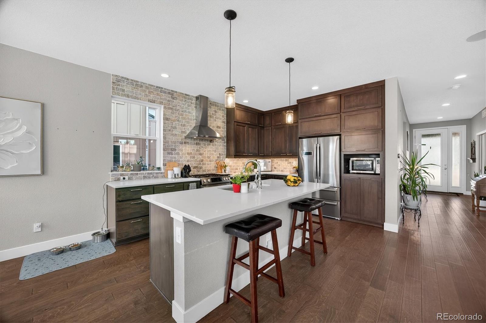 6760 Mariposa Court