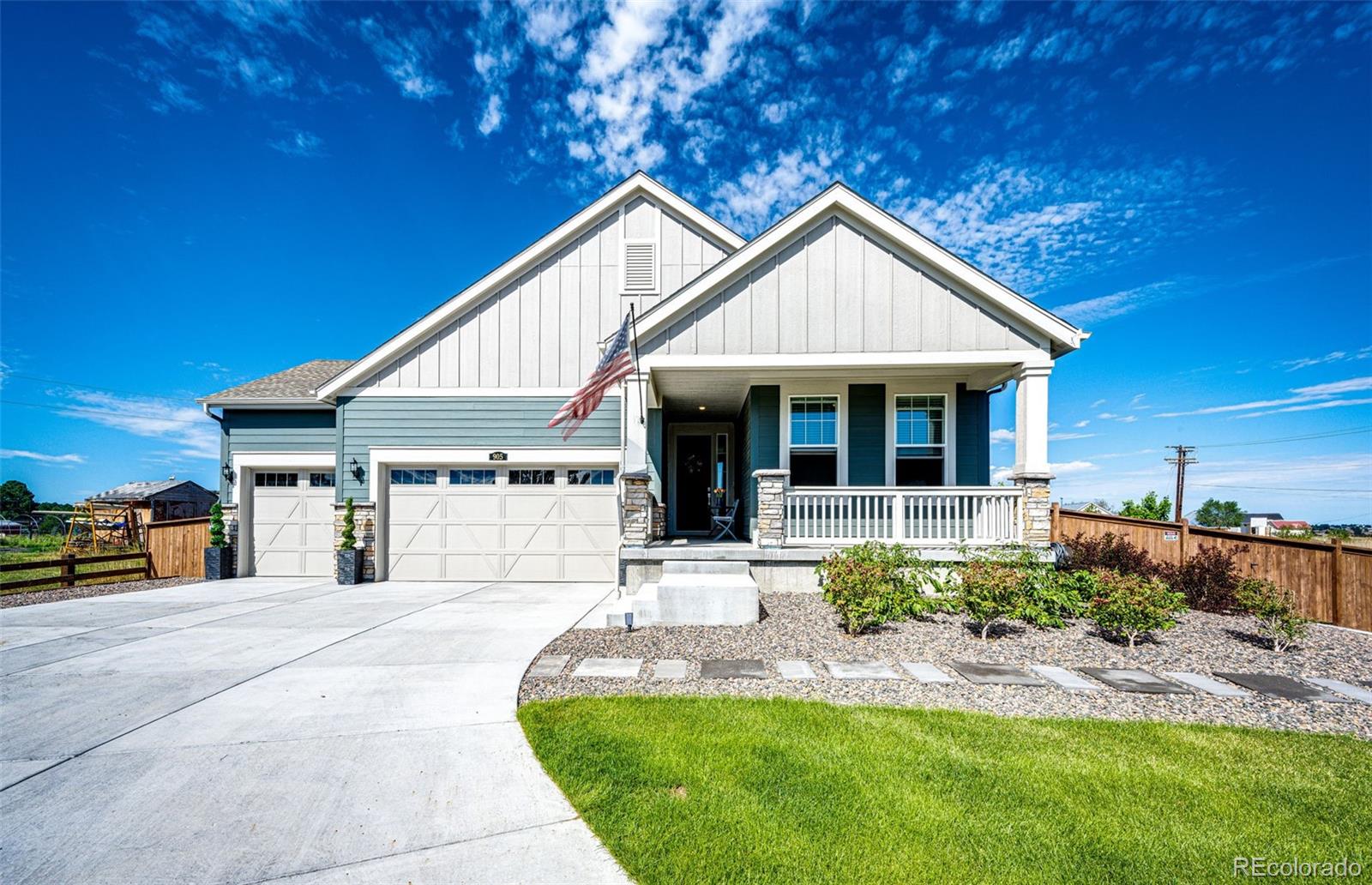 905 Pine Ridge Street