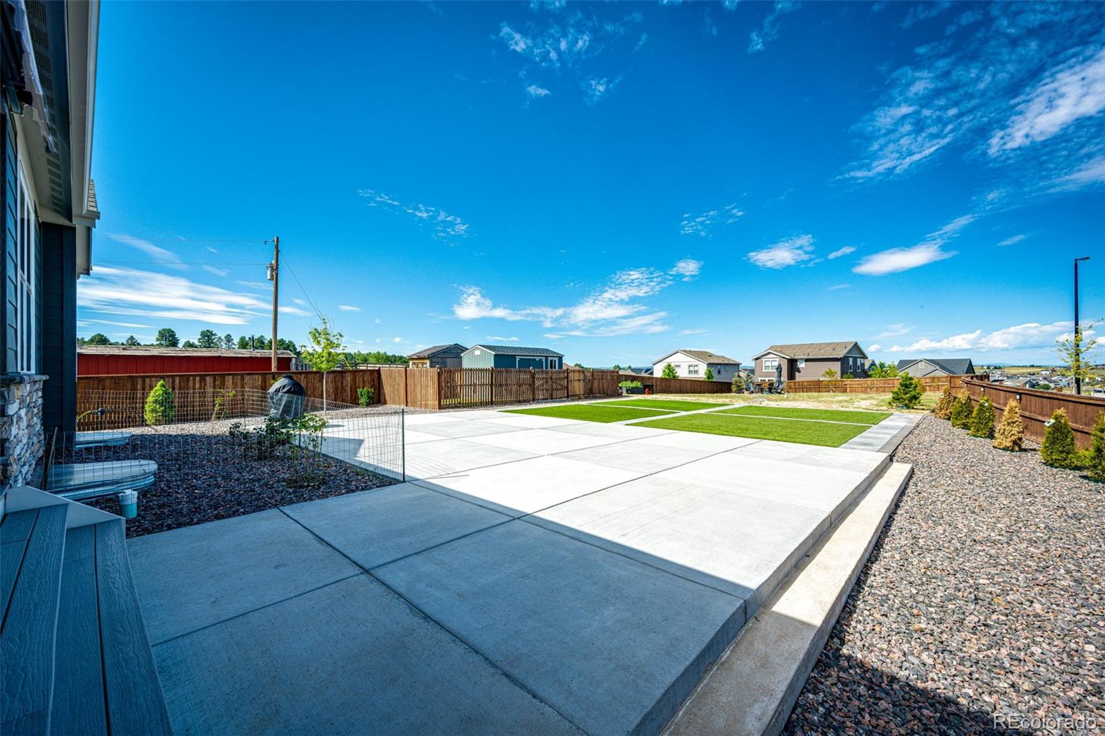 905 Pine Ridge Street