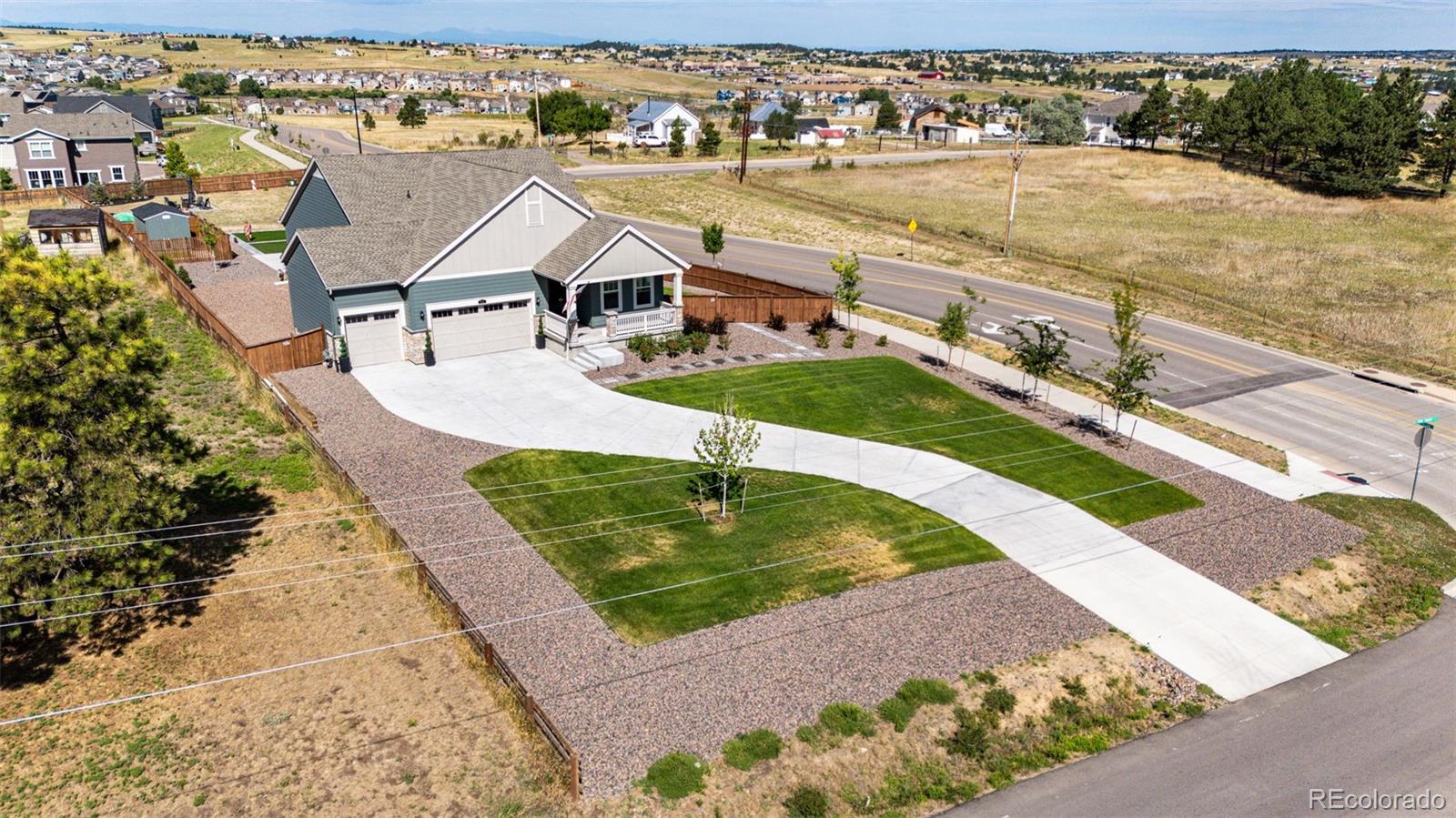 905 Pine Ridge Street