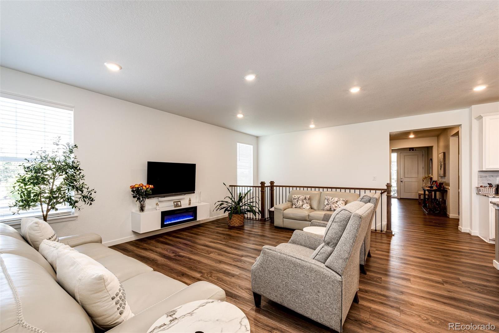 905 Pine Ridge Street