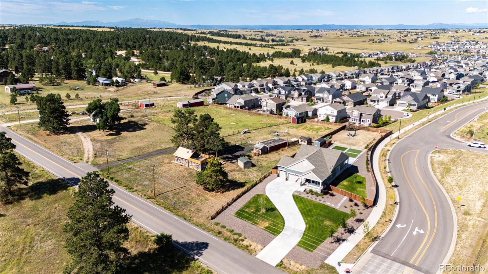 905 Pine Ridge Street