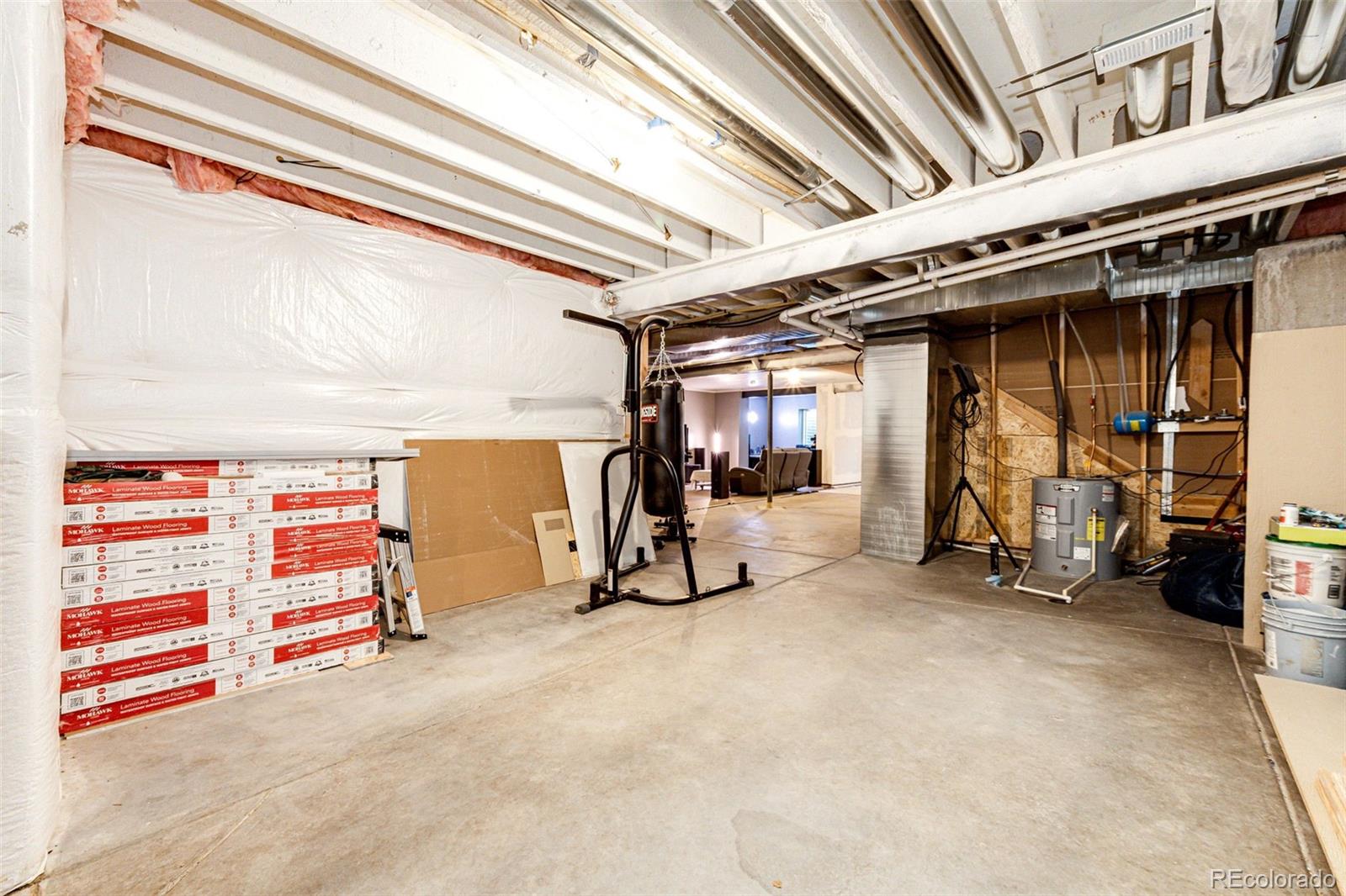 905 Pine Ridge Street