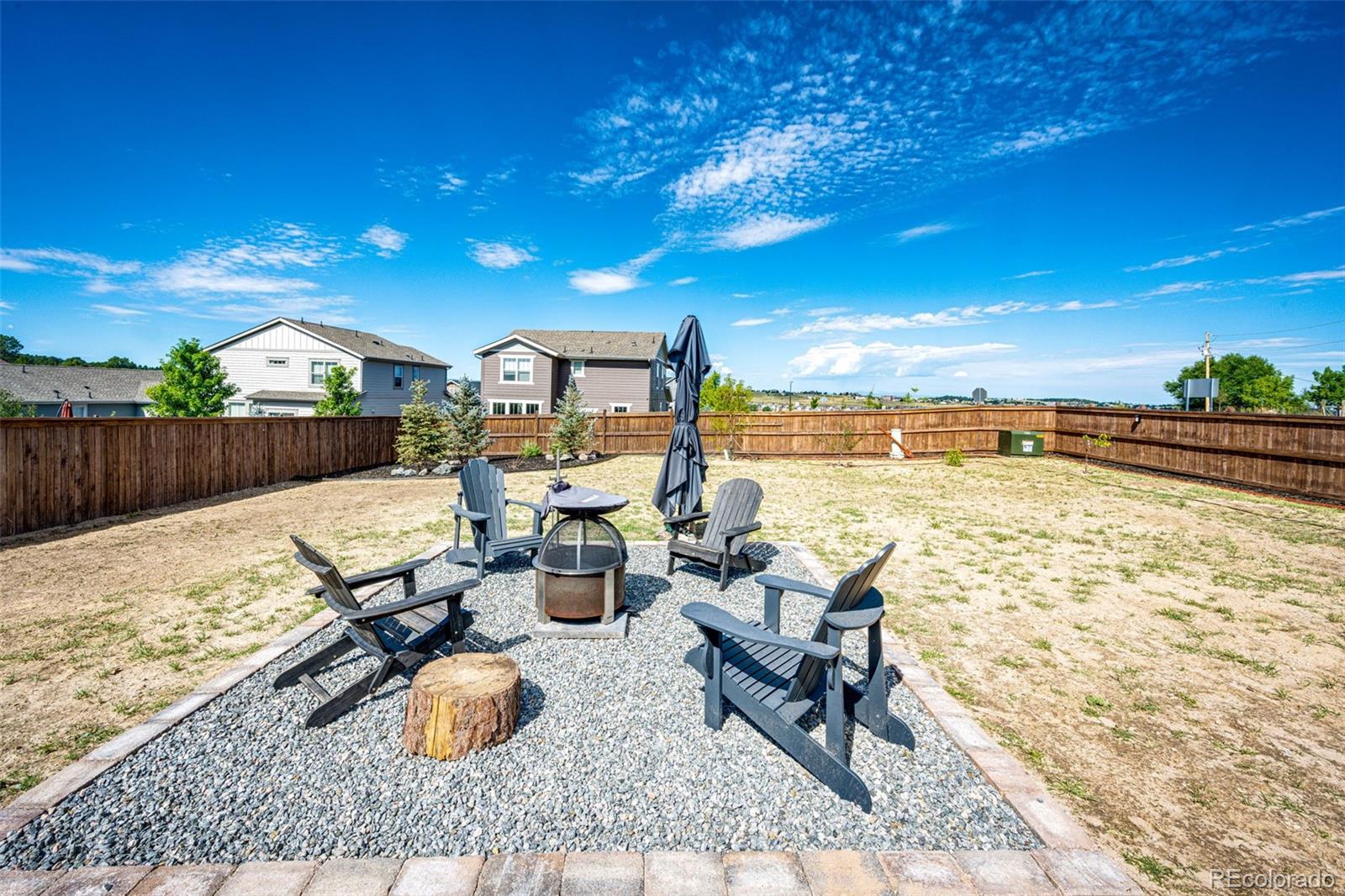 905 Pine Ridge Street