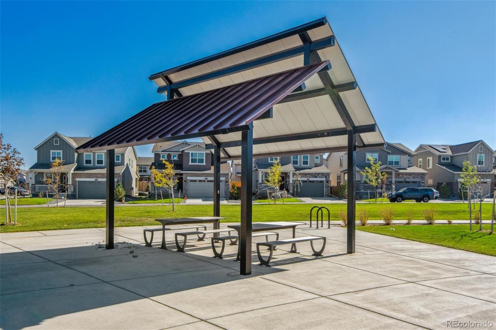 758 N Clubview Street