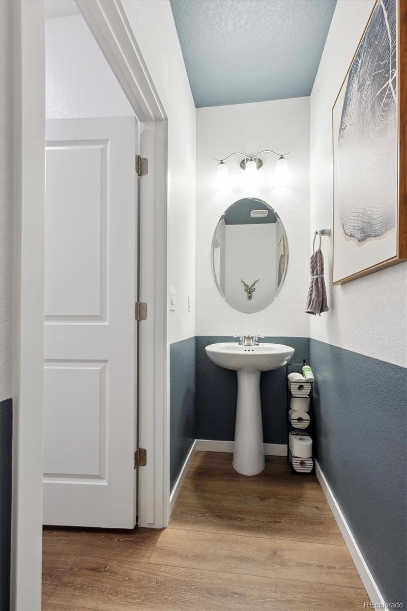 758 N Clubview Street