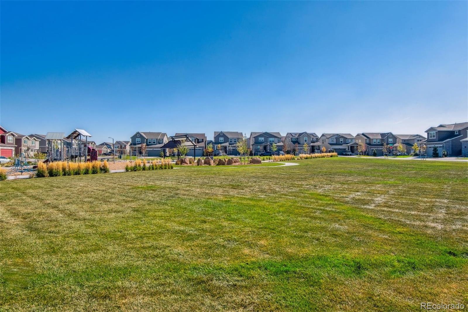 758 N Clubview Street