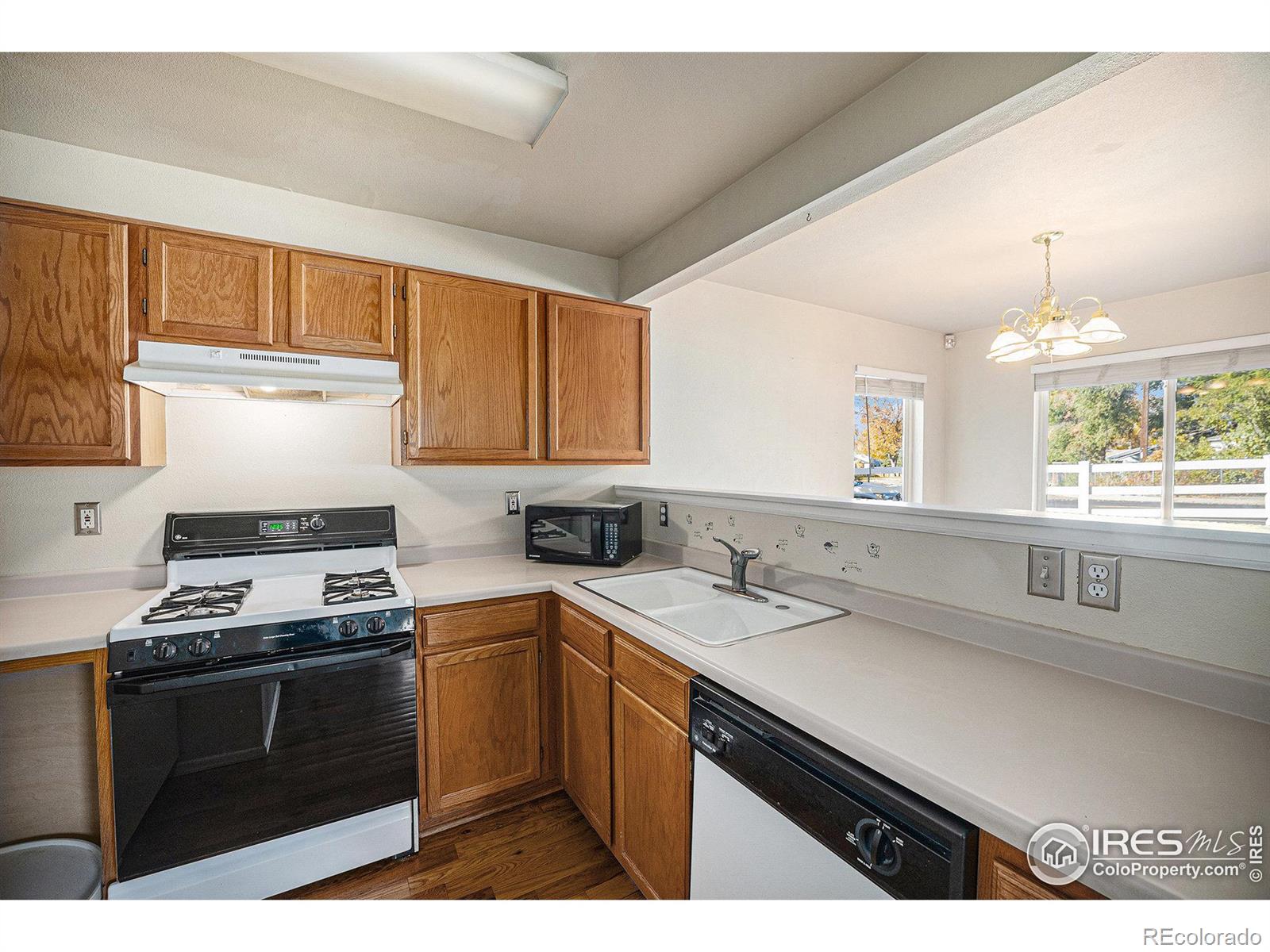 500 Lashley Street Unit: 13