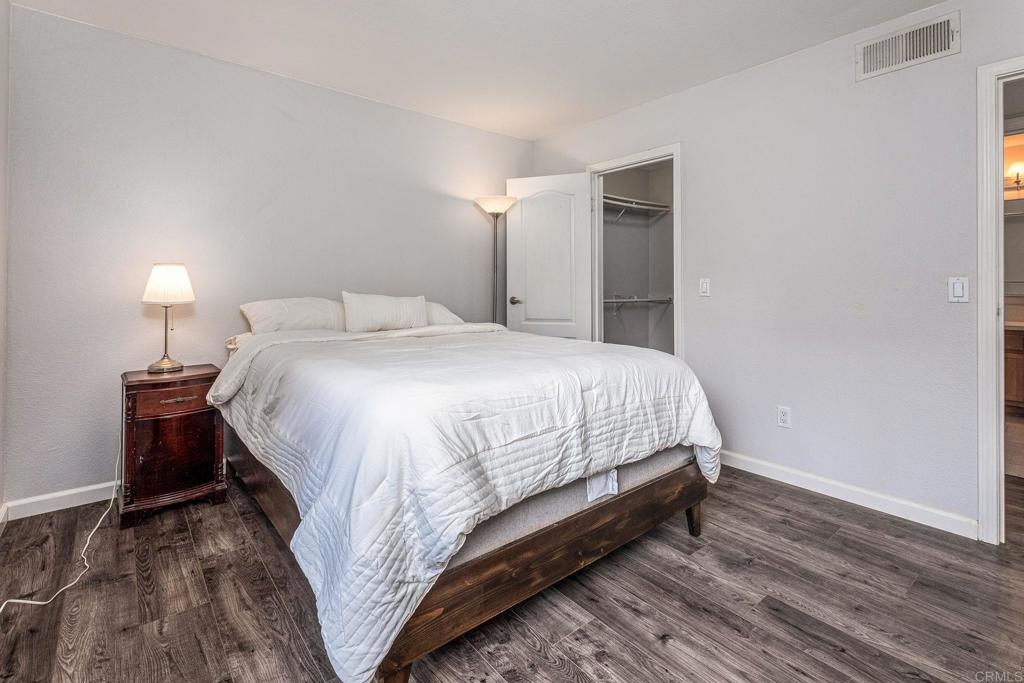 12043 Alta Carmel Court 117