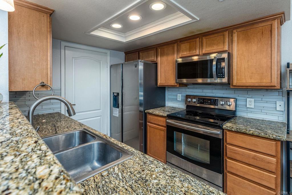 12043 Alta Carmel Court 117