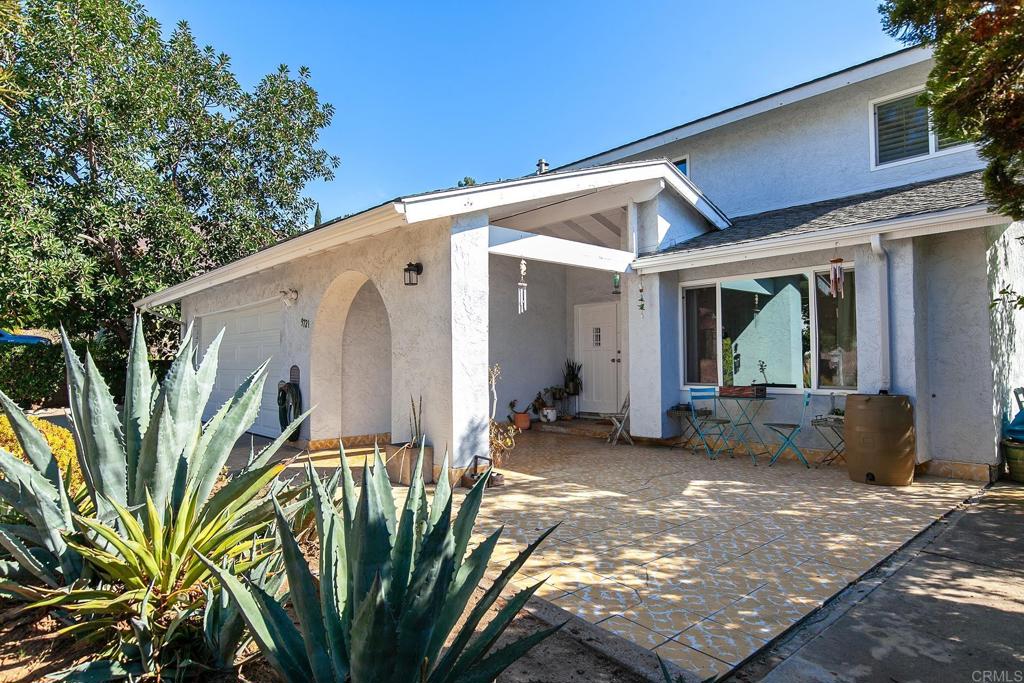 9721 Kenora Woods Lane