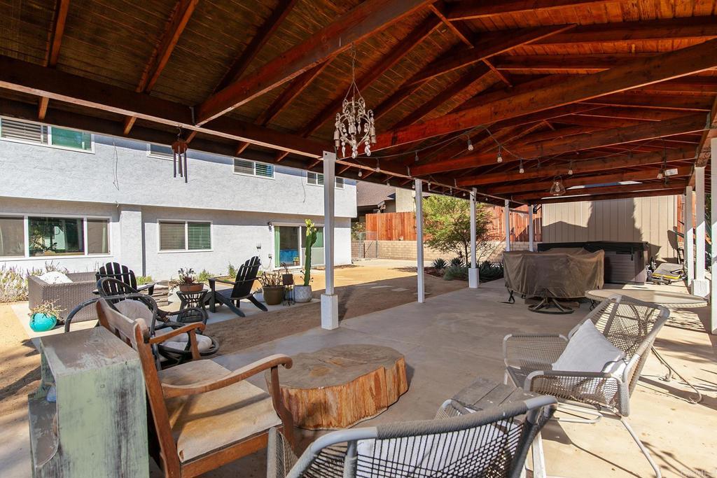 9721 Kenora Woods Lane