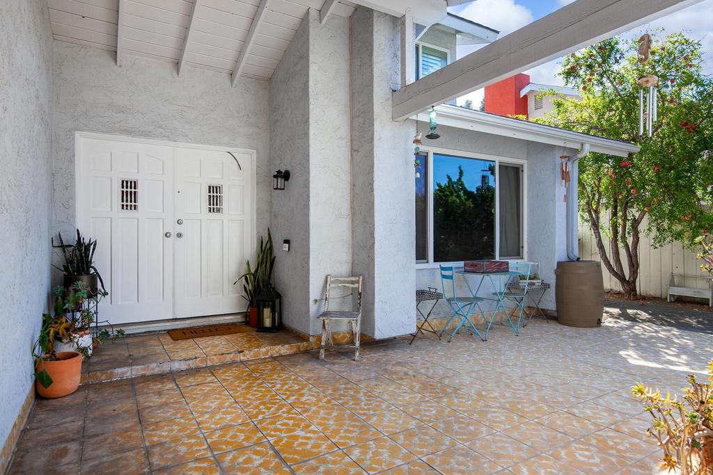 9721 Kenora Woods Lane