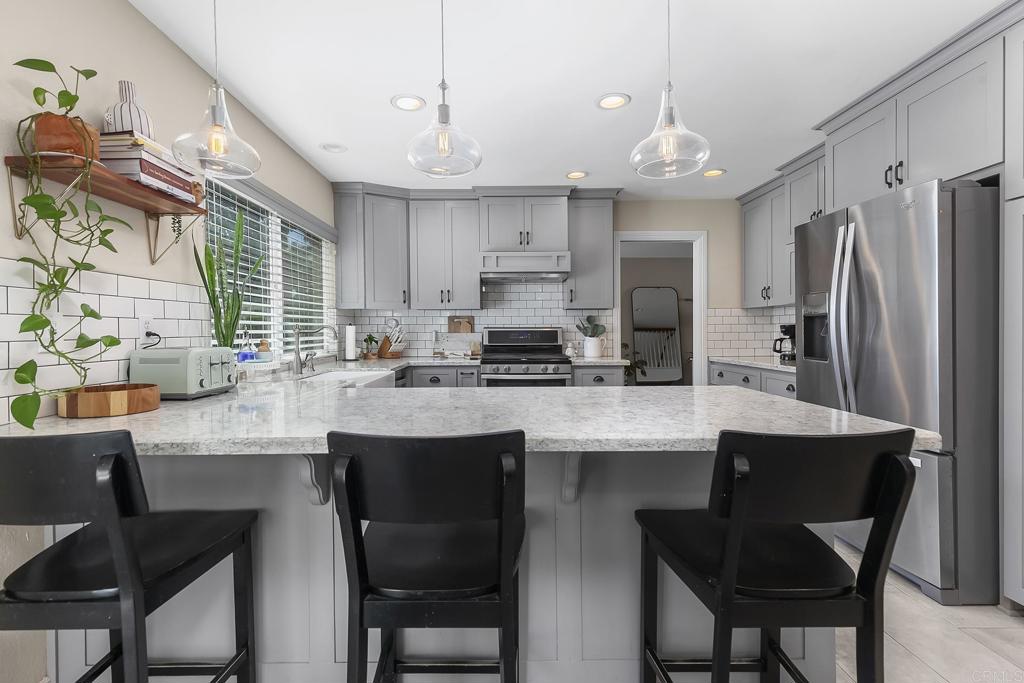 9721 Kenora Woods Lane