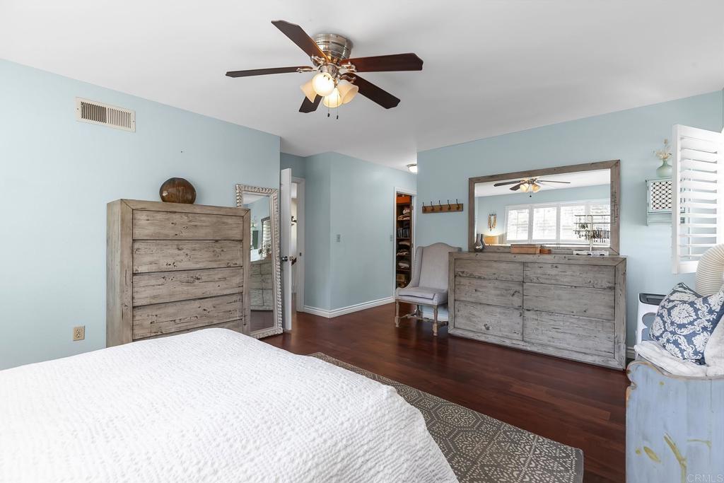 9721 Kenora Woods Lane