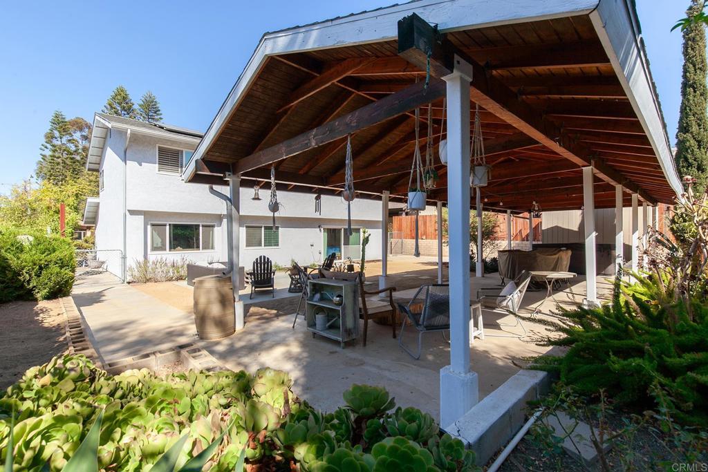 9721 Kenora Woods Lane