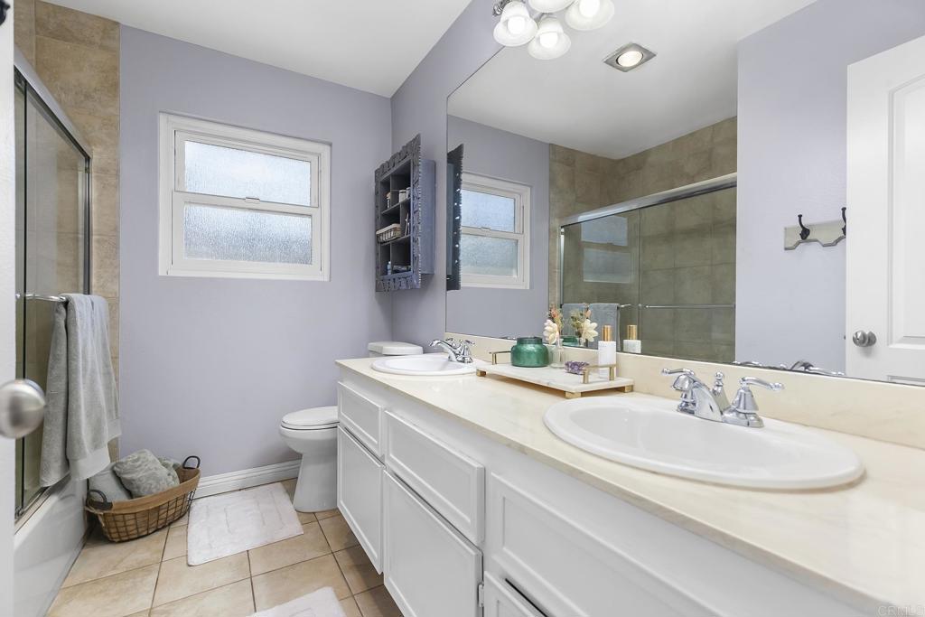 9721 Kenora Woods Lane