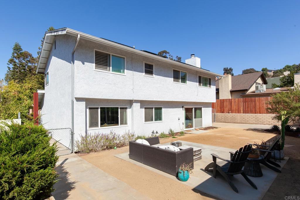 9721 Kenora Woods Lane