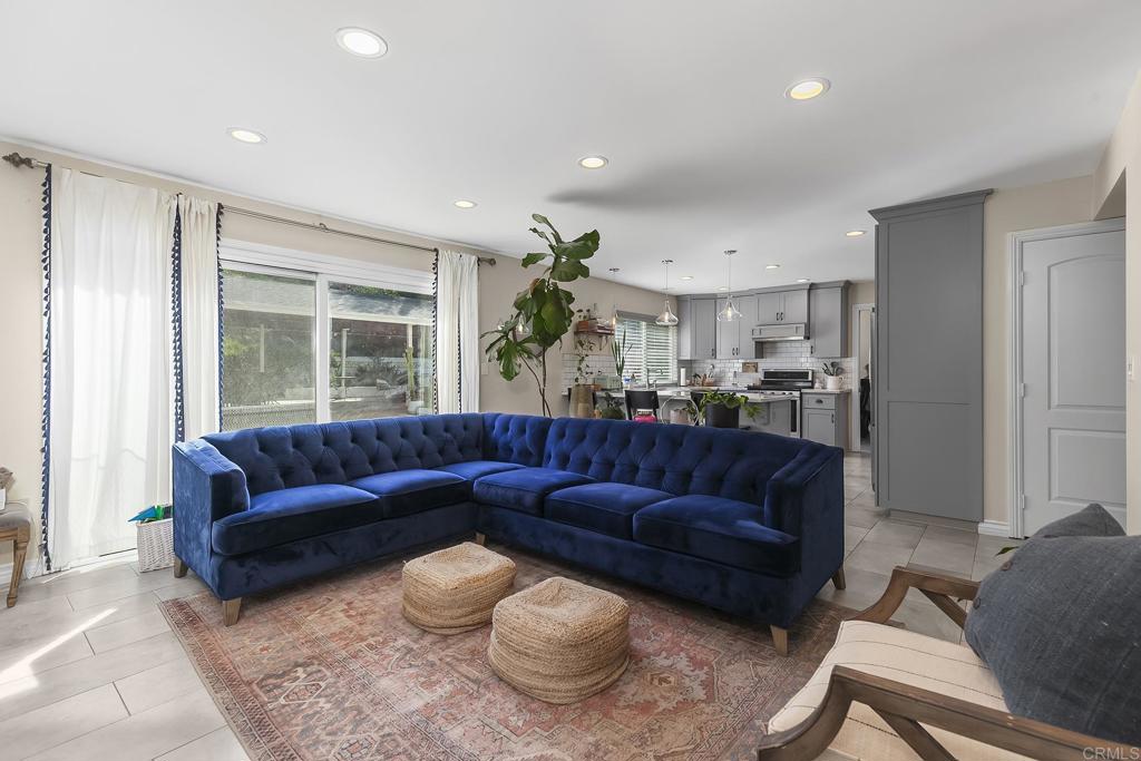 9721 Kenora Woods Lane