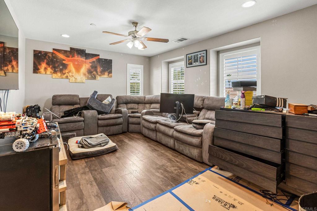 24853 Rainbarrel Road