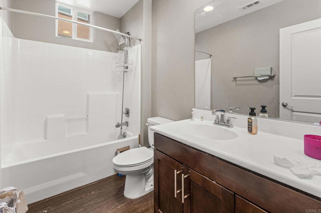 24853 Rainbarrel Road