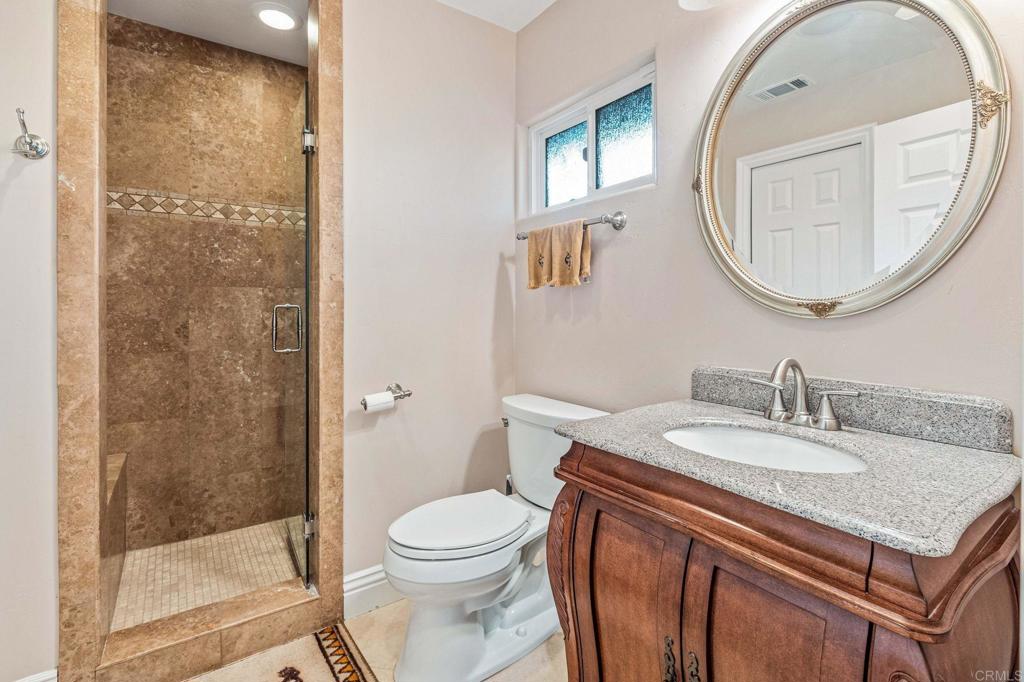 1038 Pinecrest Avenue