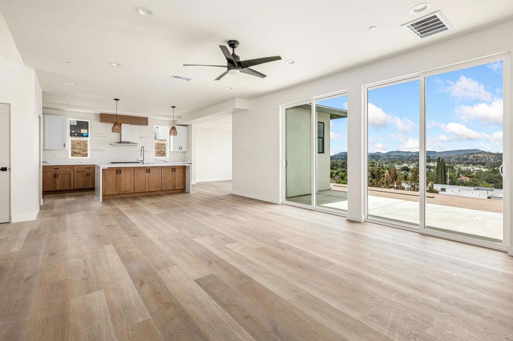 1535 Mount Glen